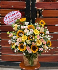 Hạnh Phúc Bên Lâu